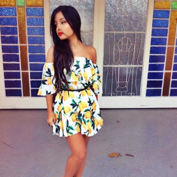 ‼️RESTOCKED‼️🍋 LEMON Print off the shoulder Dress - Picture 3 of 8